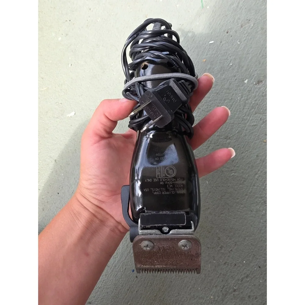 Wahl Color Pro Corded Hair Clipper Electric Trimmer White Black 79300-1001 Z1